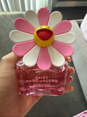 Marc Jacob’s Pink Murakami 1.6oz